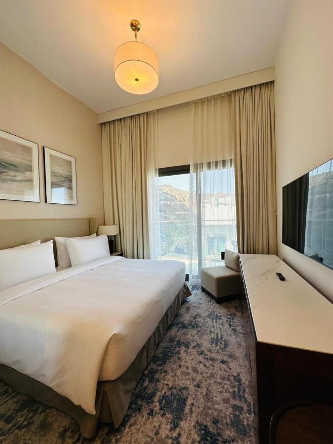 Ocean Mountain View Apartment At The Address Fujairah Buitenkant foto